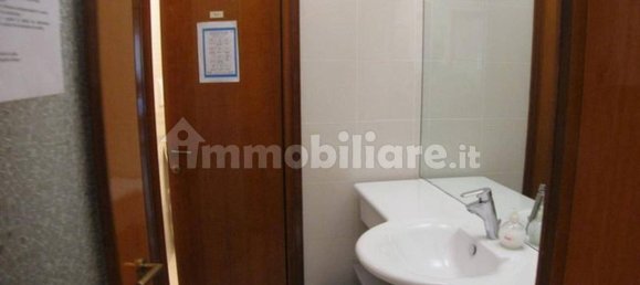 Oficina de 5 habitaciónes en Pescara, Italy No. 288968 19