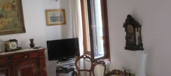 3-salle Appartement à Venice, Italy No. 15471 4