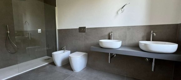 6 rooms Apartment in Poggibonsi, Italy No. 169868 16