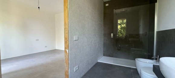 6 rooms Apartment in Poggibonsi, Italy No. 169868 15