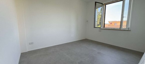 6 rooms Apartment in Poggibonsi, Italy No. 169868 4