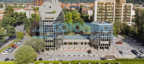 3100m² Building in Brescia, Italy No. 11847 18