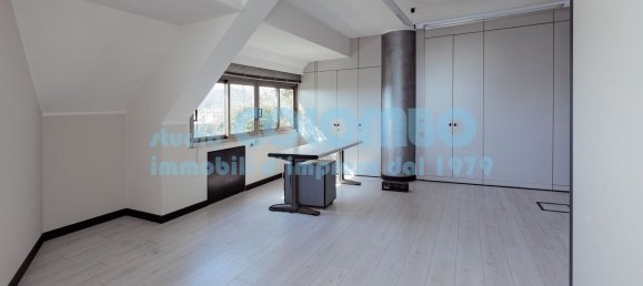 3100m² Building in Brescia, Italy No. 11847 7