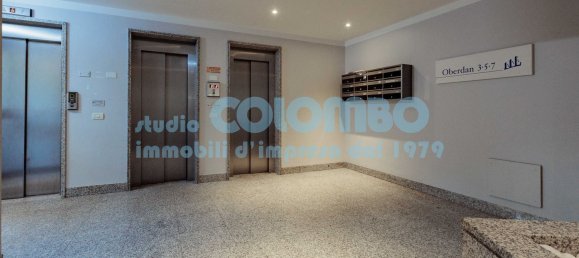 3100m² Building in Brescia, Italy No. 11847 5
