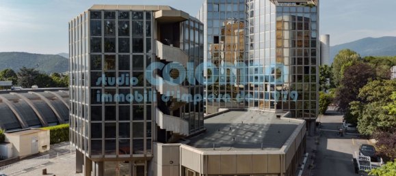 3100m² Building in Brescia, Italy No. 11847 19