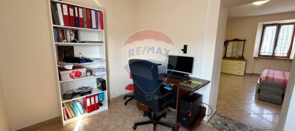 3 bedrooms Apartment in Luino, Italy No. 378978 16