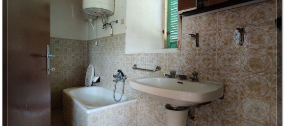 3 rooms House in Bolognano, Italy No. 85143 11