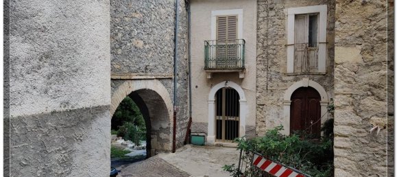 3 rooms House in Bolognano, Italy No. 85143 4