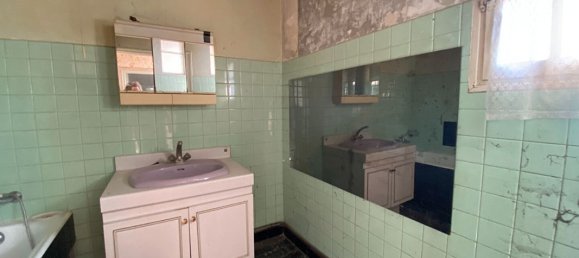 17-Zimmer Gebäude in Montigny-sur-Avre, France, Nr. 92289 9