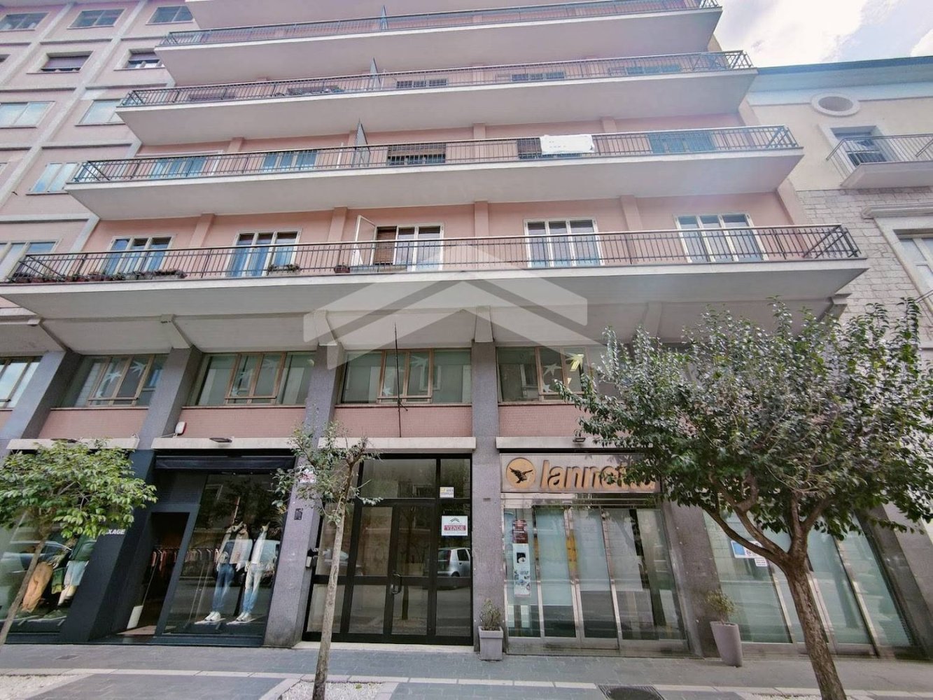 4 rooms Apartment in Campobasso, Italy No. 197152