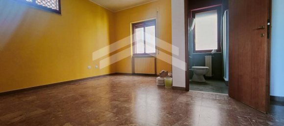 4 rooms Apartment in Campobasso, Italy No. 197152 12