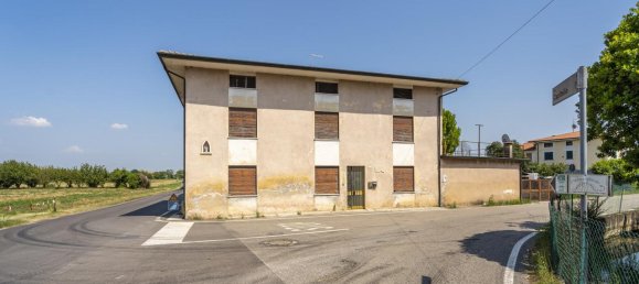 8 rooms House in Breganze, Italy No. 135637 4