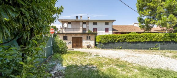 8 rooms House in Breganze, Italy No. 135637 10