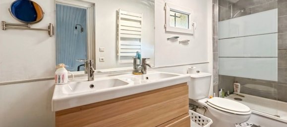 Casa T2 em La Riviere-Saint-Sauveur, France N.º 360161 12