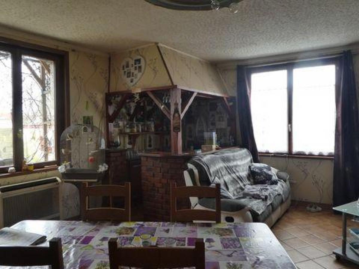 Casa de 3 dormitorios en Wizernes, France No. 23084