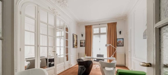 Apartamento de 4 dormitorios en Paris, France No. 168591 6