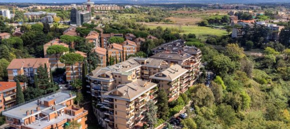 3 bedrooms Apartment in Rome, Italy No. 176775 2