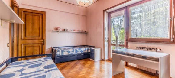 3 bedrooms Apartment in Rome, Italy No. 176775 15