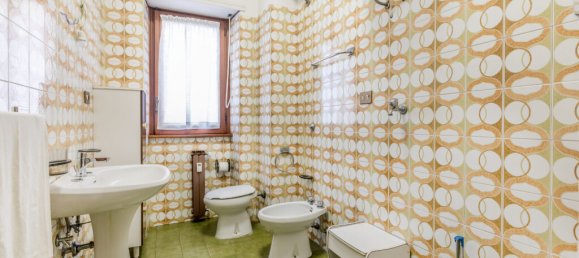 3 bedrooms Apartment in Rome, Italy No. 176775 21