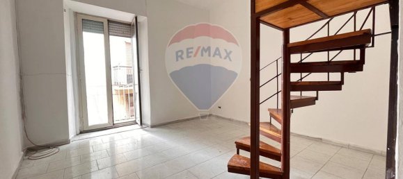 4 bedrooms Apartment in Naples, Italy No. 315581 10