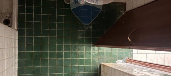 4 bedrooms Apartment in Naples, Italy No. 315581 8