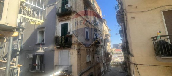 4 bedrooms Apartment in Naples, Italy No. 315581 16
