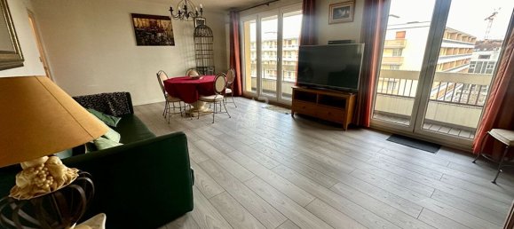 2 Schlafzimmer Wohnung in Poissy, France, Nr. 164956 2
