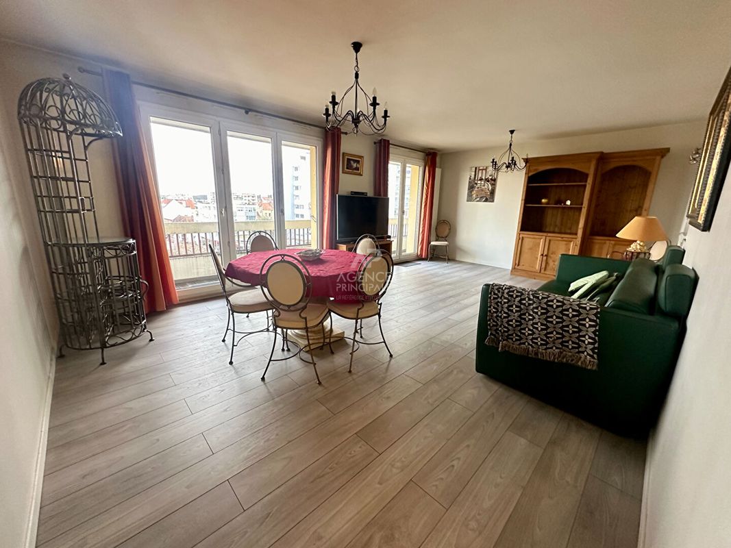 2 Schlafzimmer Wohnung in Poissy, France, Nr. 164956