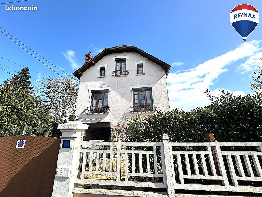 2 chambres Maison à Bourges, France No. 68856
