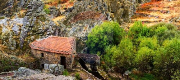 3 bedrooms House in Penha Garcia, Portugal No. 169871 26