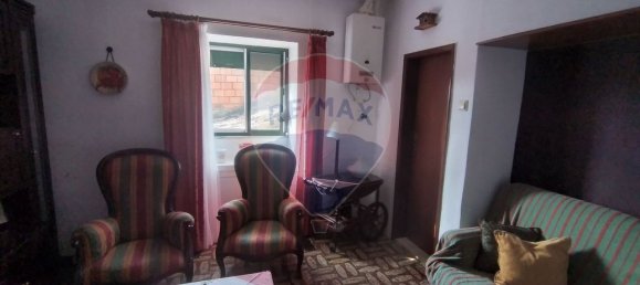 3 bedrooms House in Penha Garcia, Portugal No. 169871 7