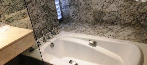 170m² Apartment in District 1, Vietnam No. 10499 14