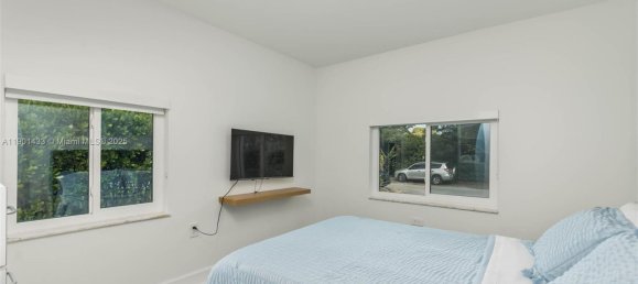 3 dormitorios villa en venta en Miami, Miami-Dade, Florida, USA № 614446 16
