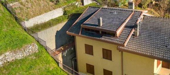 Edificio de 12 habitaciónes en Dubino, Italy No. 138662 19