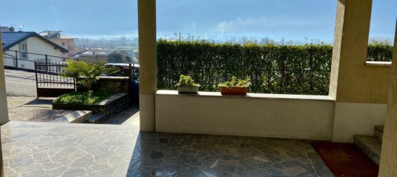 Edificio de 12 habitaciónes en Dubino, Italy No. 138662 14