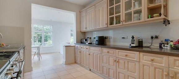 5 bedrooms House in London, United Kingdom No. 14192 34