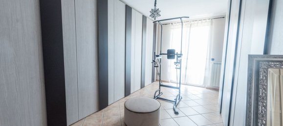 Edifício em Montesilvano, Italy 240 m² N.º 282739 42