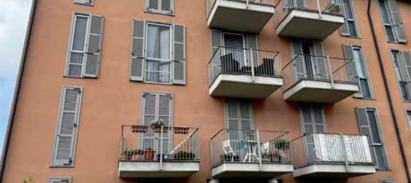 2غرفة شقة في Chieri, Italy رقم 197921 2