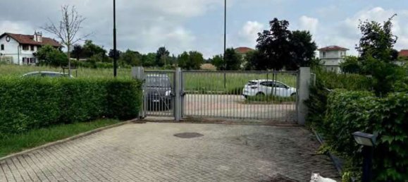 2غرفة شقة في Chieri, Italy رقم 197921 6