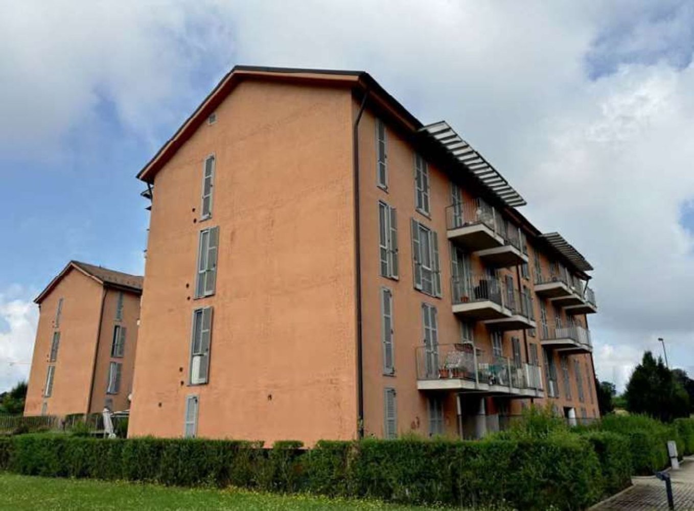 2غرفة شقة في Chieri, Italy رقم 197921