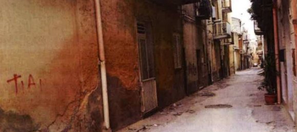 3 bedrooms Apartment in Leonforte, Italy No. 343873 3