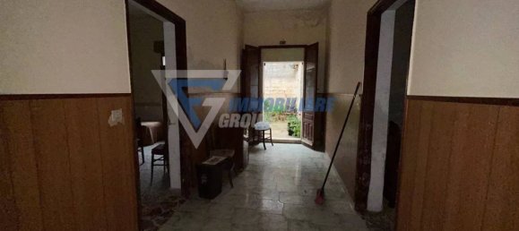 Квартира с 2 спальнями в Сиракузы, Италия № 280815 3