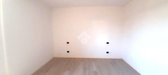 Квартира с 3 спальнями в Бергамо, Италия № 301931 13