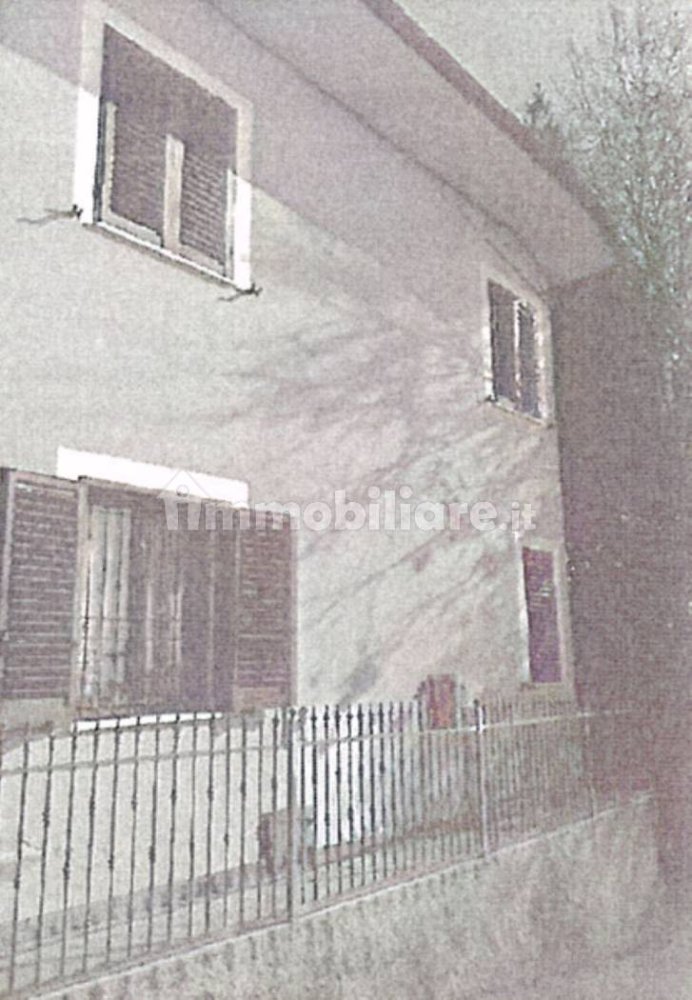 3 Schlafzimmer Wohnung in Castel di Lama, Italy, Nr. 376509