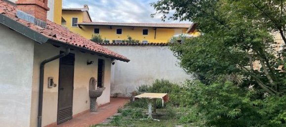 15 rooms House in Bellinzago Novarese, Italy No. 91617 4