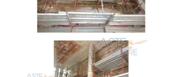 3 rooms Apartment in Spoleto, Italy No. 50390 10