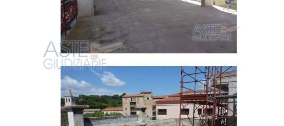 3 rooms Apartment in Spoleto, Italy No. 50390 8