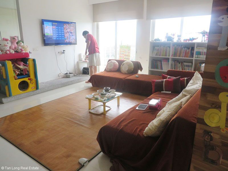 Apartamento de 3 dormitorios en Tay Ho, Vietnam No. 294