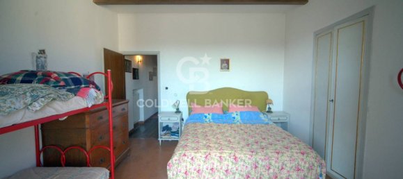 4 bedrooms House in Gubbio, Italy No. 356587 10