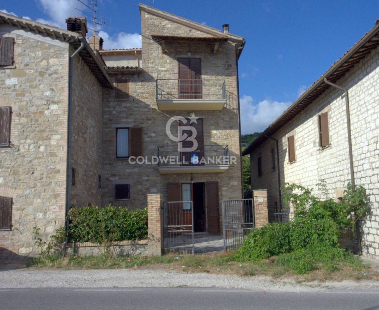 4 bedrooms House in Gubbio, Italy No. 356587